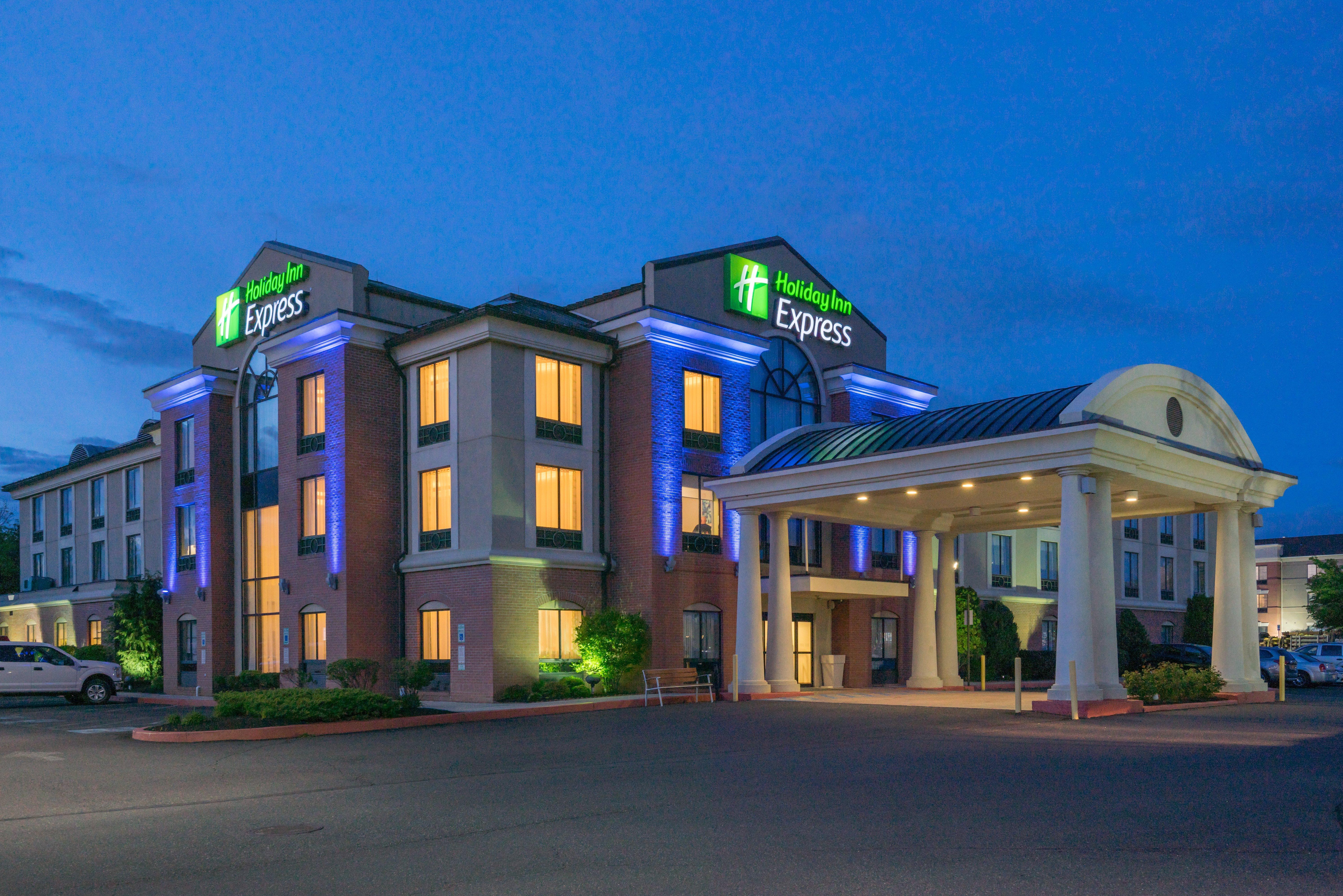 Holiday Inn Express And Suites Quakertown - Allentown Area By Ihg Buitenkant foto